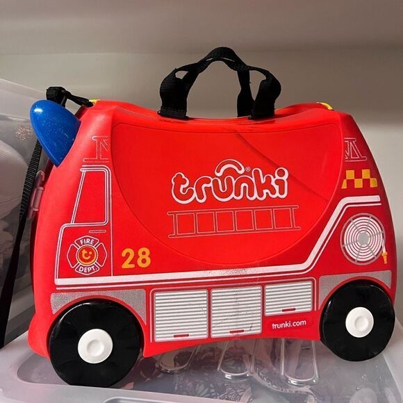 Other - Trunki - Frank the Fire Truck